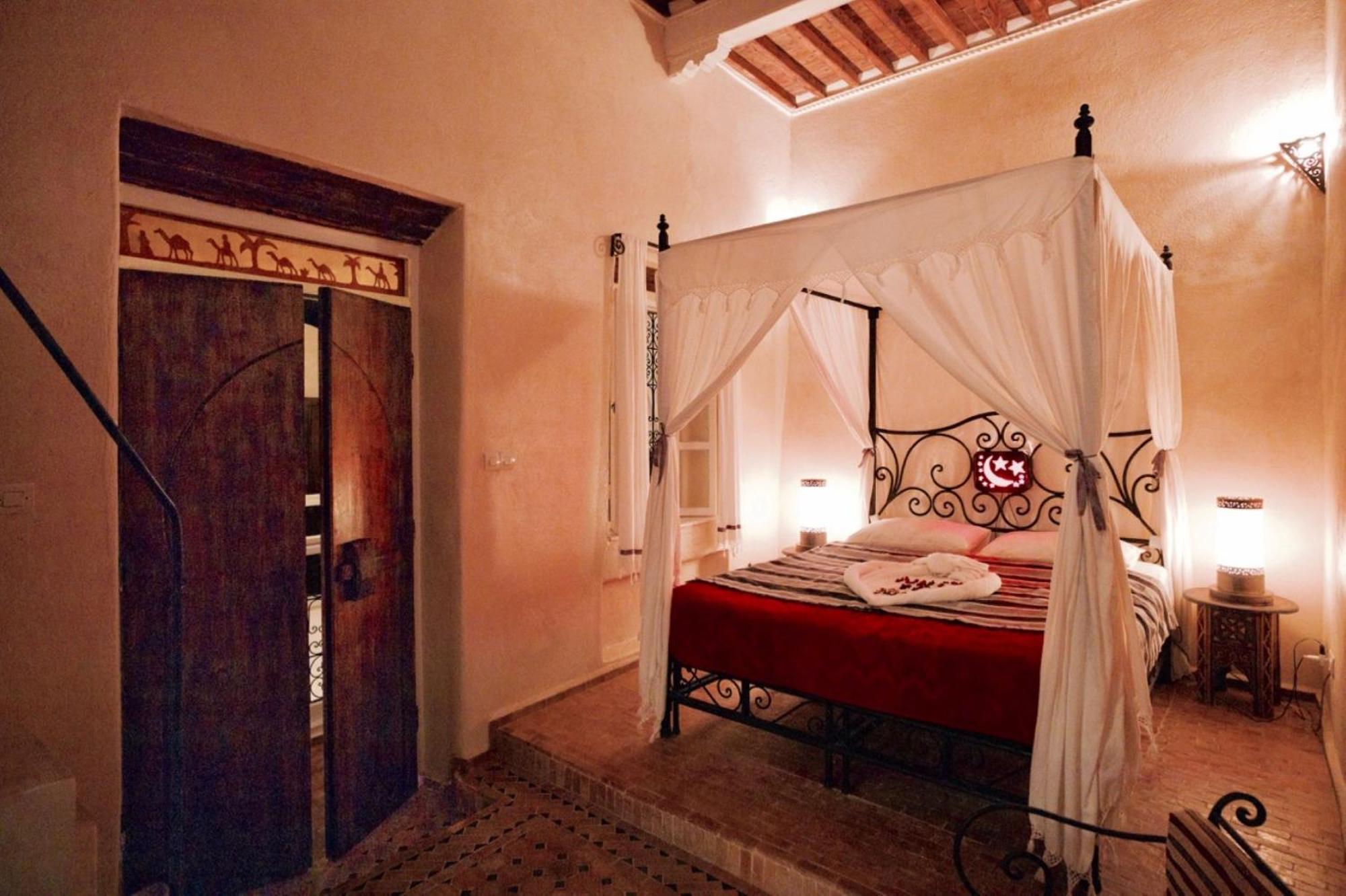 Au Riad Laylati Есувейра Екстериор снимка