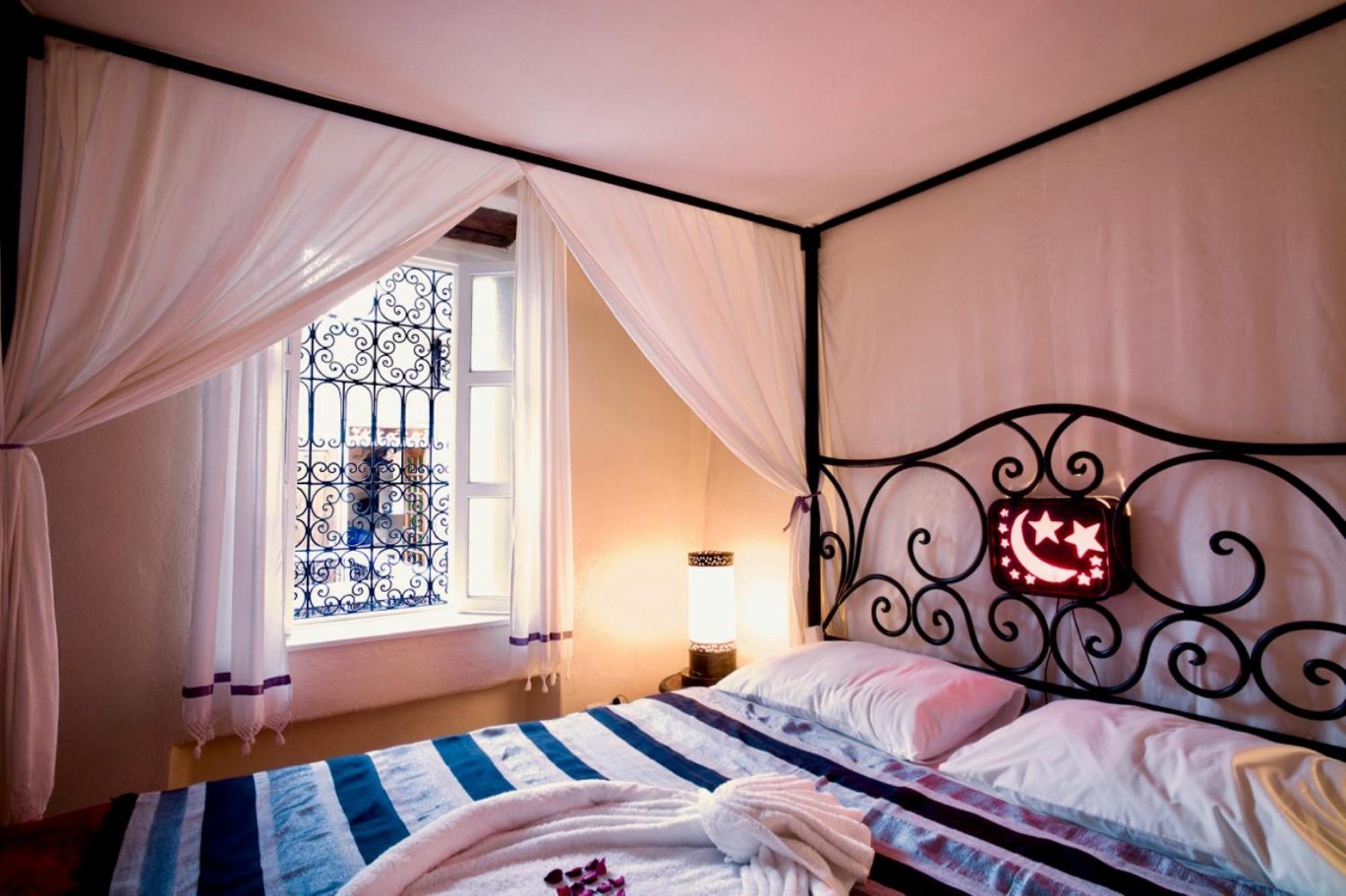 Au Riad Laylati Есувейра Екстериор снимка