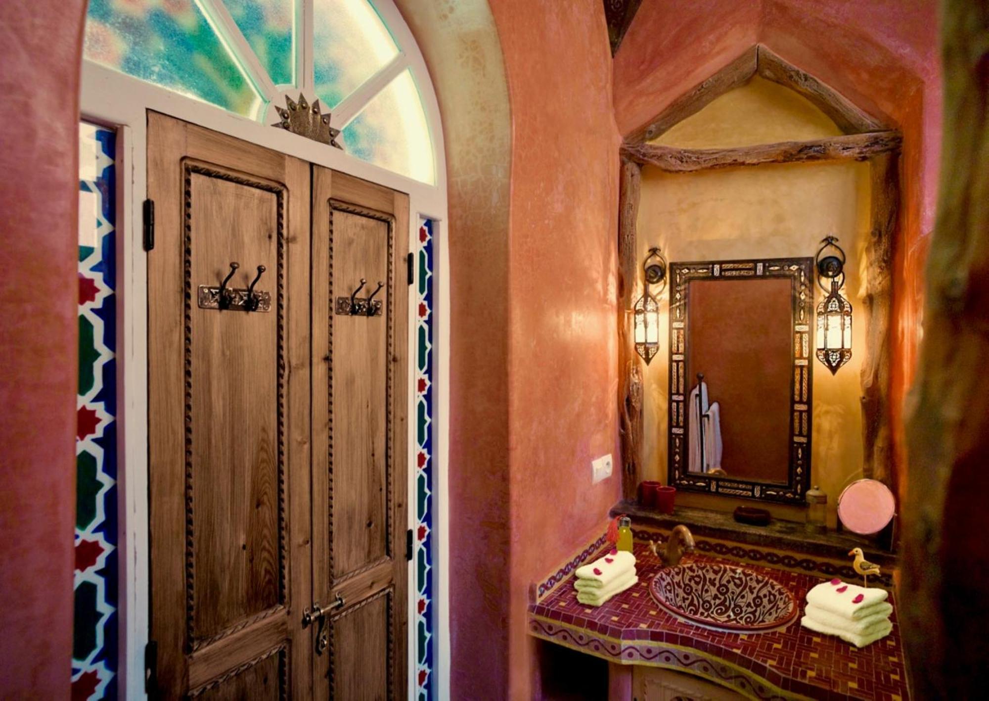 Au Riad Laylati Есувейра Екстериор снимка