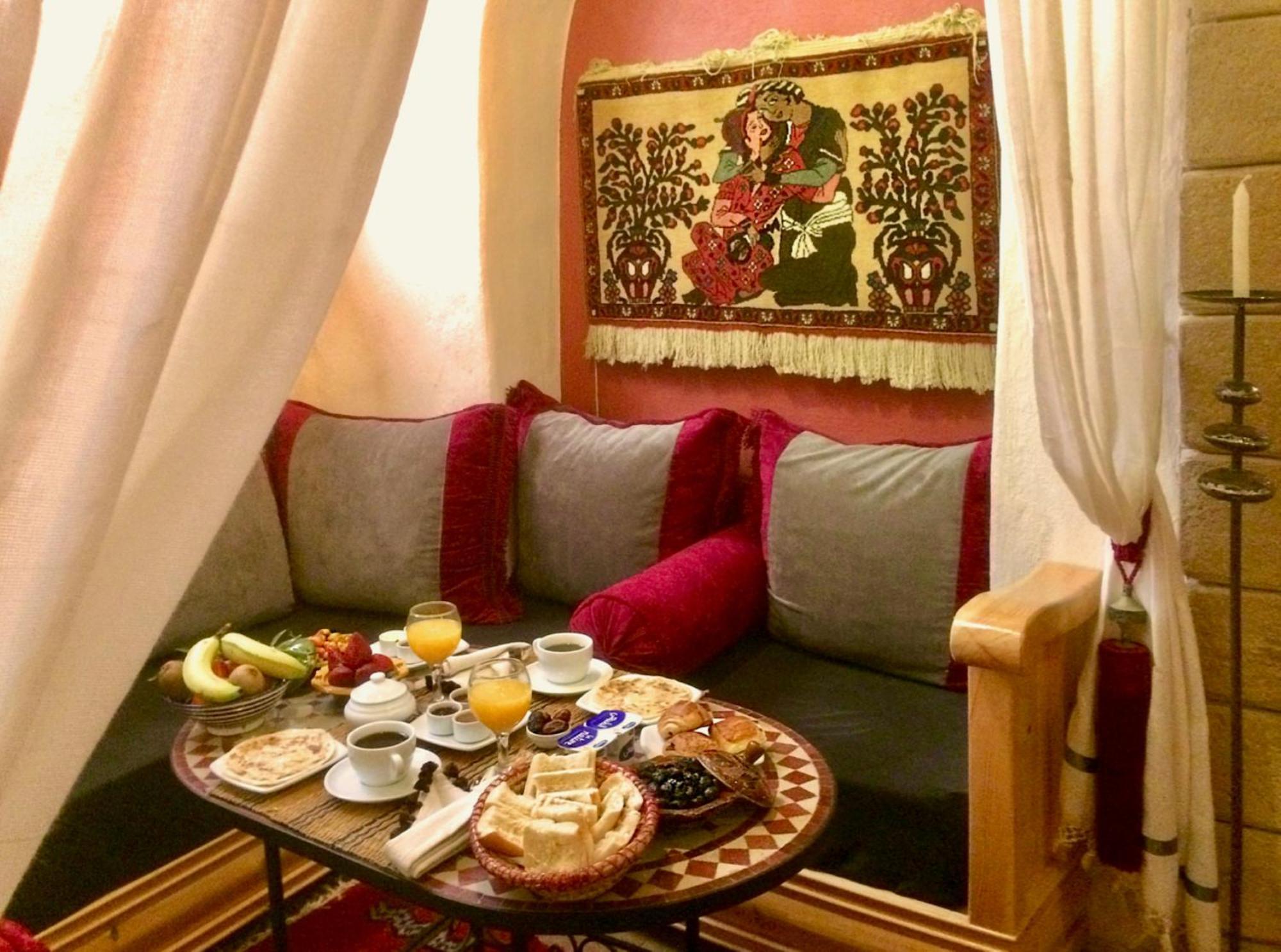 Au Riad Laylati Есувейра Екстериор снимка