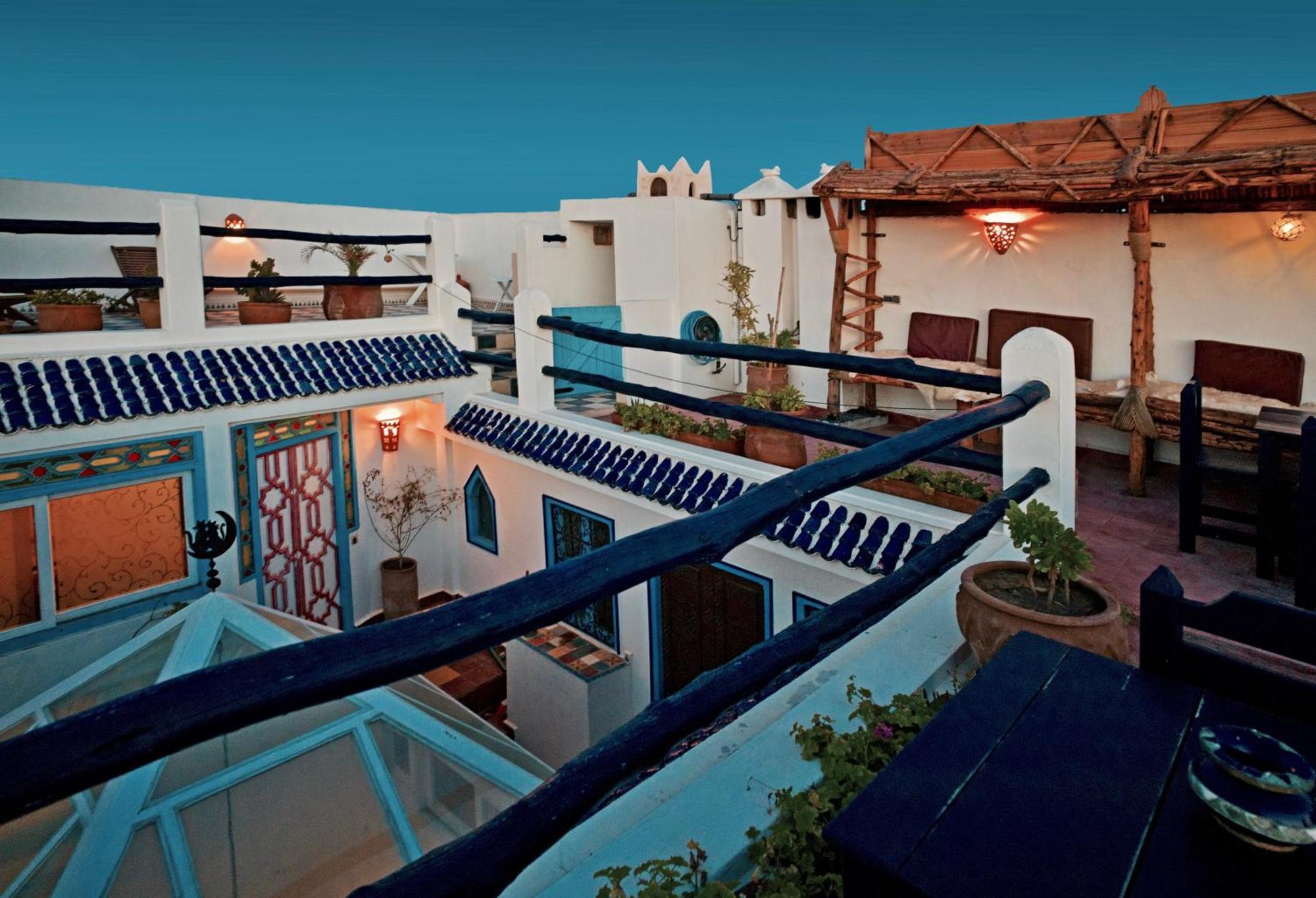 Au Riad Laylati Есувейра Екстериор снимка